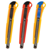 Нож канцелярский 9 мм BRAUBERG "Standard", автофиксатор, корпус ассорти, блистер, 230916 Нож канцелярский 9 мм BRAUBERG "Standard", автофиксатор, корпус ассорти, блистер, 230916